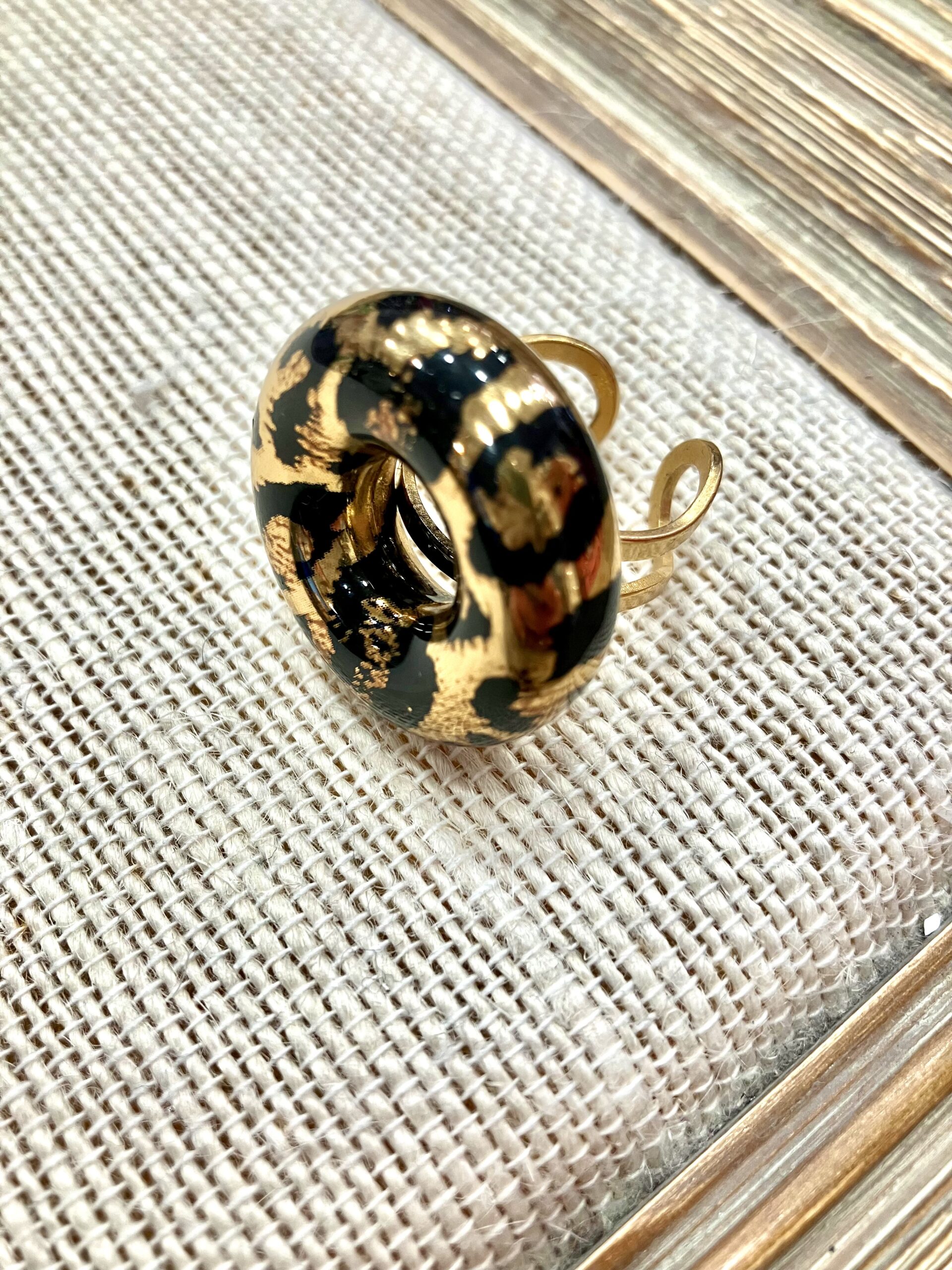 Anillo Zuri